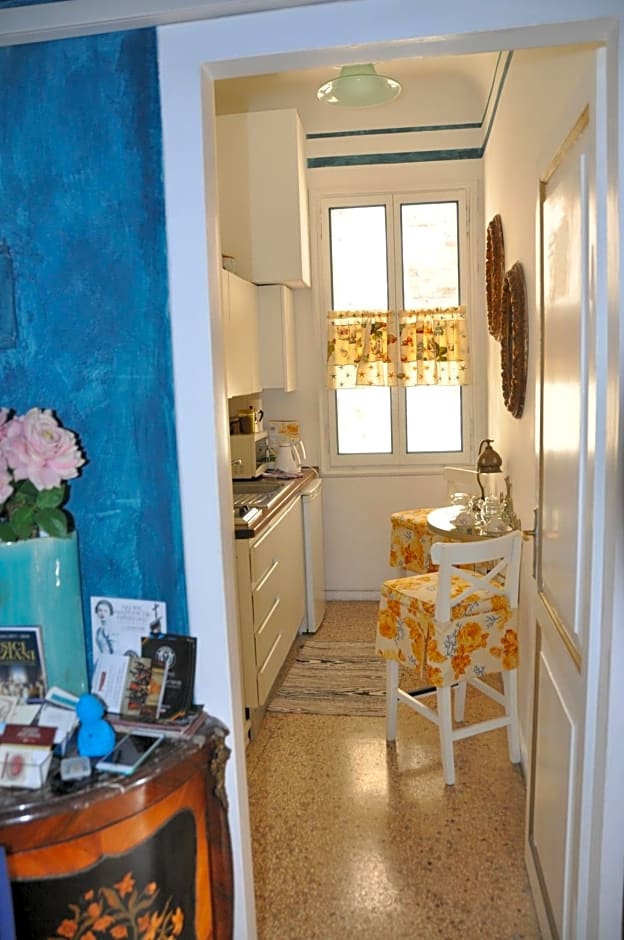 La Chambre D'Ella – Venice, GA
