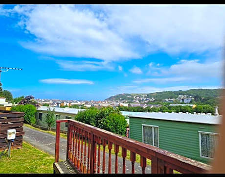 Hilltop Hideaway 2 Bed Caravan with Panoramic Town Scenery in Aberystwyth Holiday Village