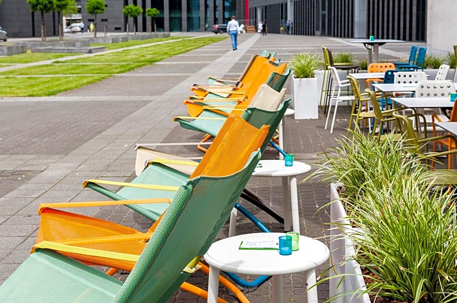 Holiday Inn Express Antwerpen City North By IHG