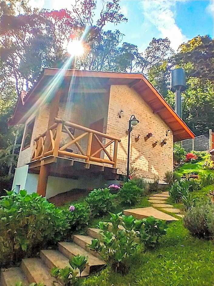 Nas Nuvens Hospedaria