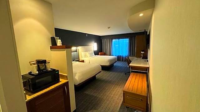 Courtyard by Marriott Kingston