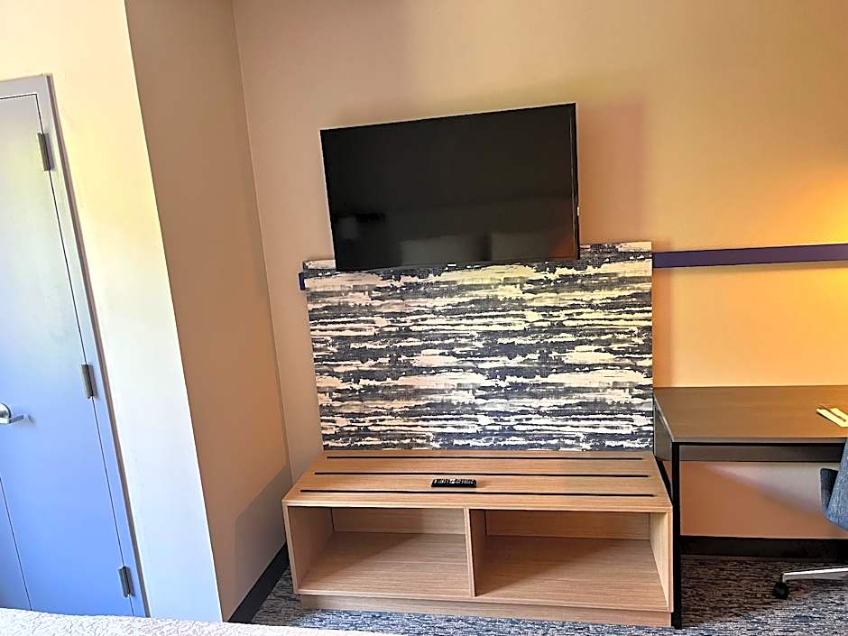 Garner Hotel Mahwah By IHG