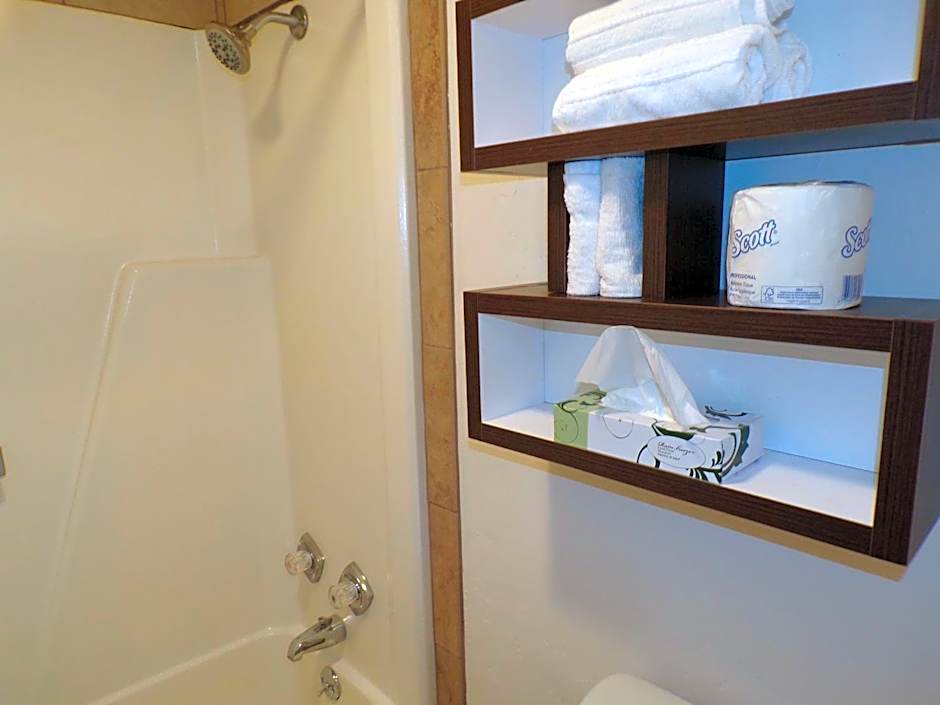 Dover Inn and Suites