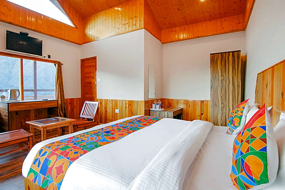 Sukoon Chalet by FabHotel – Manali, PA