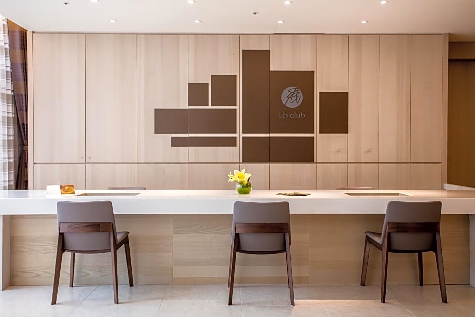 Fullon Hotel Taoyuan Airport Access Mrt A8