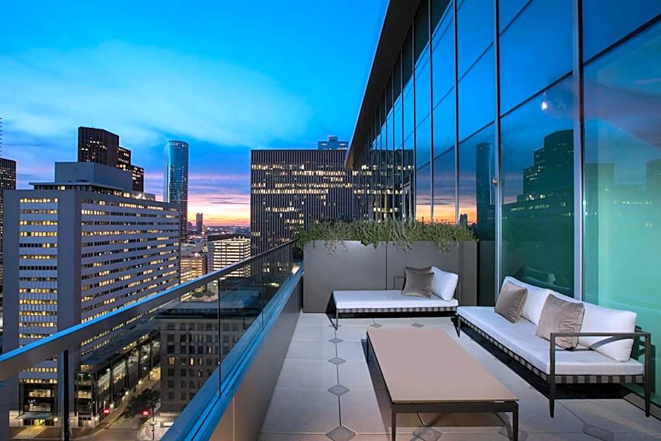 The Laura Hotel, Houston Downtown, Autograph Collection
