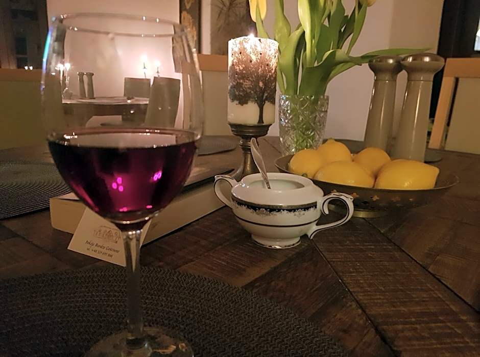 Pokoje Gościnne Art- Dworek