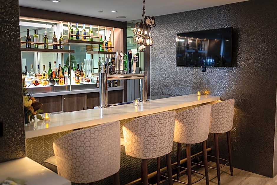 Holiday Inn Toronto Downtown Centre By IHG