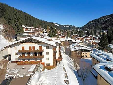 Hotel Perla***