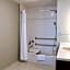 Staybridge Suites Long Beach Airport By IHG