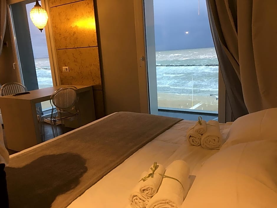Bell Suite Hotel