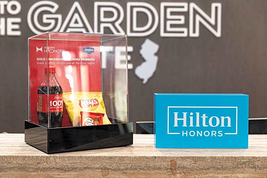 Hampton Inn & Suites Newark Airport Elizabeth