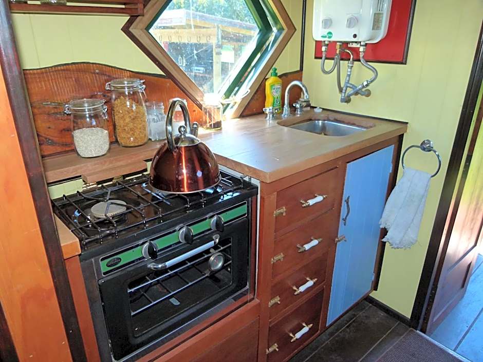 Wacky Stays - unique farm-stay glamping rentals, FREE animal feeding tours