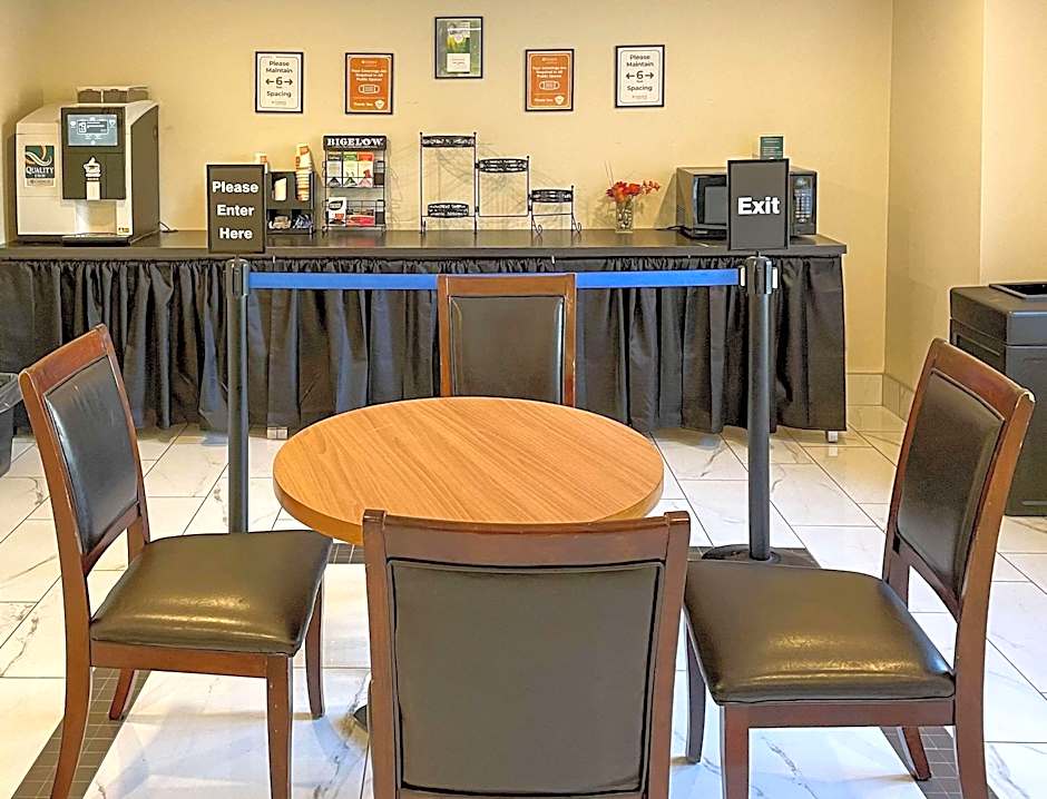 Quality Inn & Conference Centre Downtown