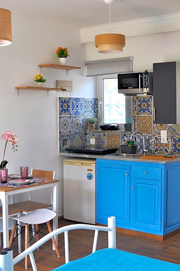 Kosinmyheart Apartment 11 & Studio10