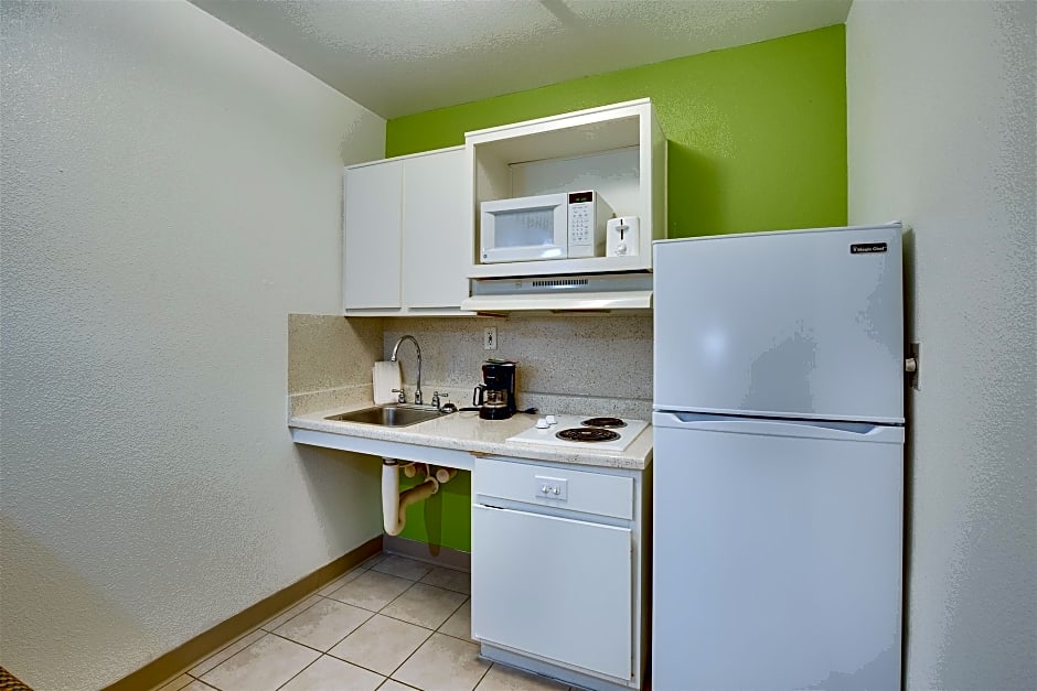 Studio 6 Houston, TX - Clear Lake