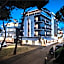 Hotel Mocambo Riccione CENTRALISSIMO AL MARE