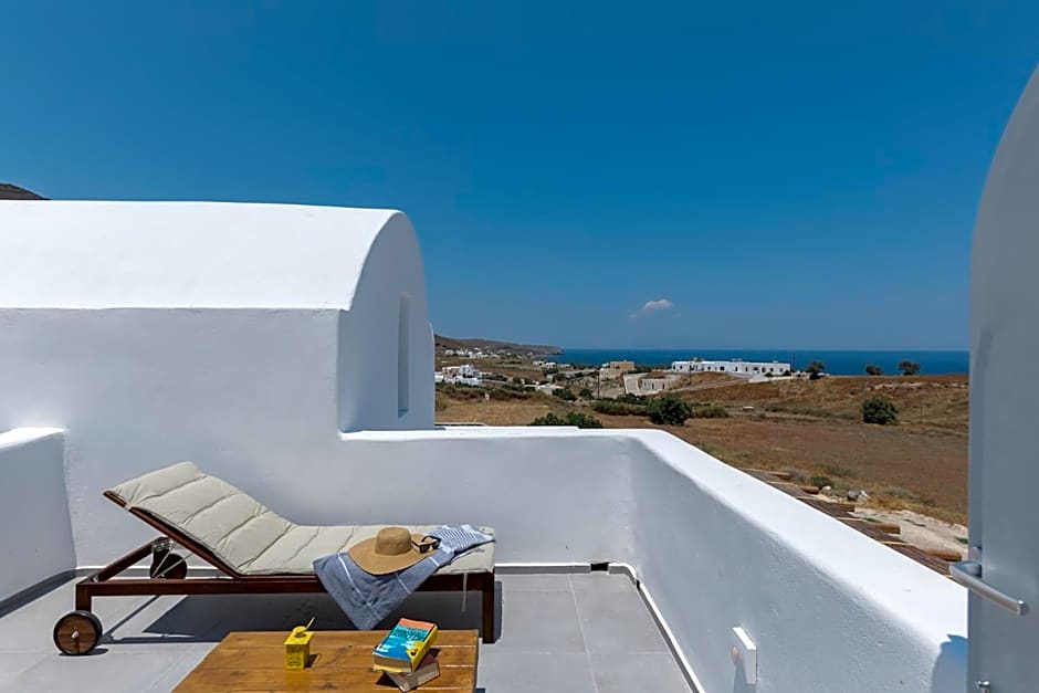 Bianco Diverso Suites