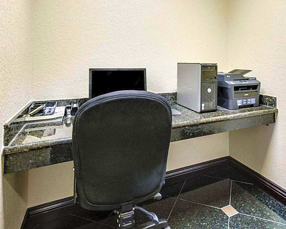 Quality Inn & Suites Slidell