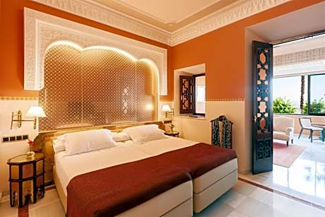 One-Bedroom Family Suite with Extra Single Beds