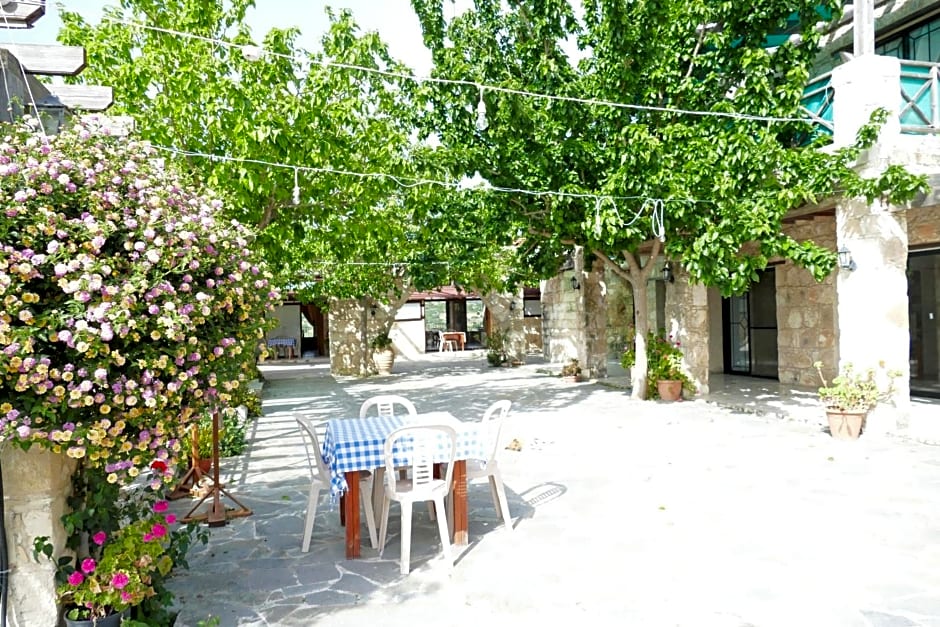 Studio with view in Polis area