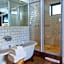 Liedjiesbos Urban Olive Farm Accommodation