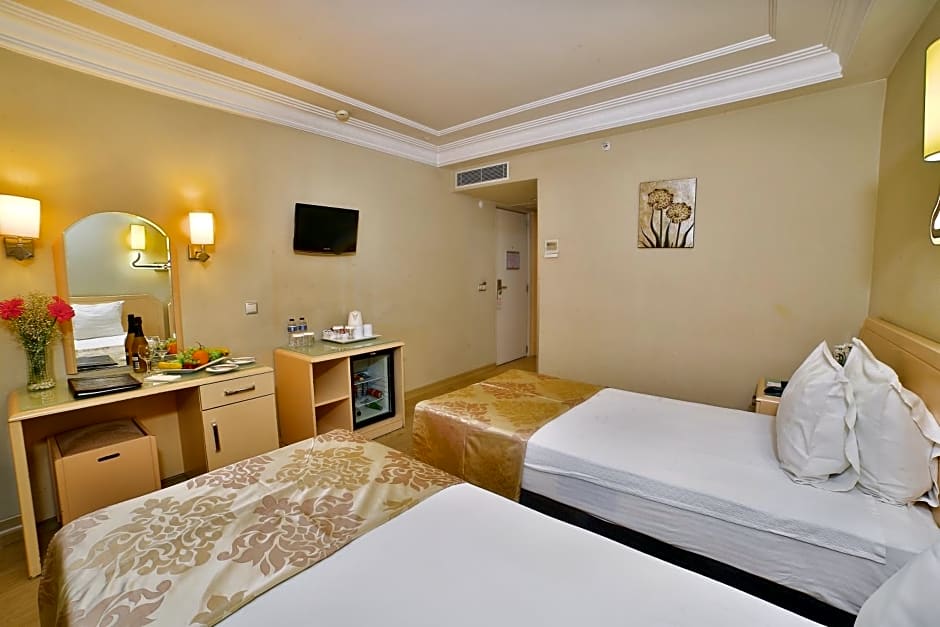 The Time Hotel Old City