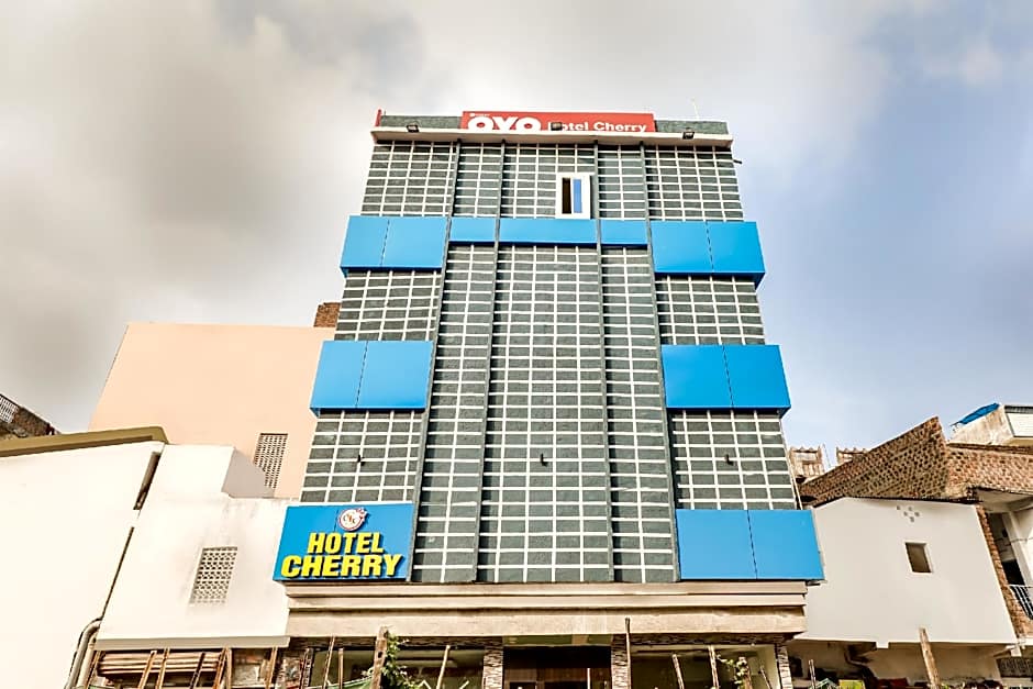 Hotel Cherry by OYO Rooms