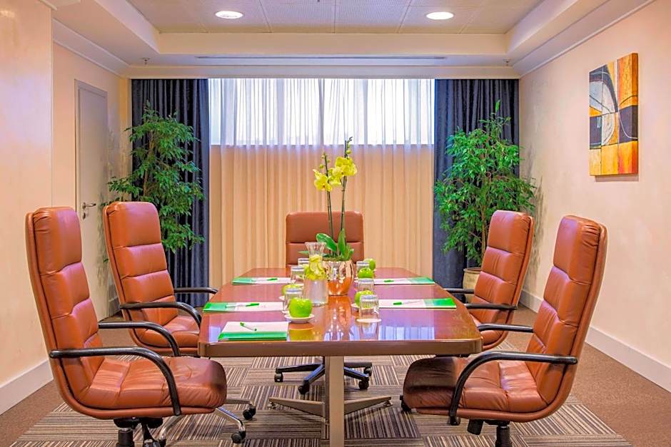 Courtyard by Marriott Rome Central Park