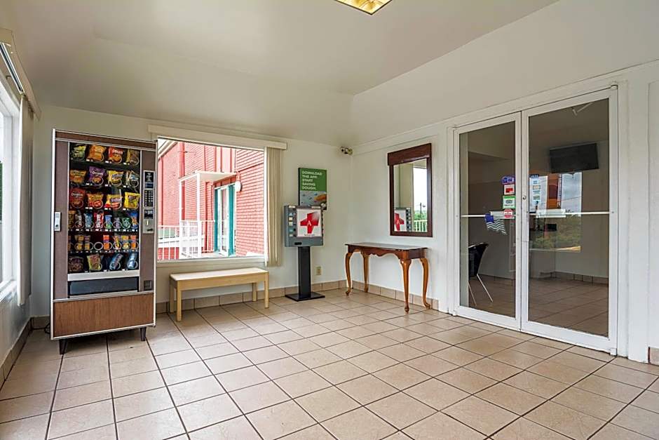 Motel 6-Gainesville, GA