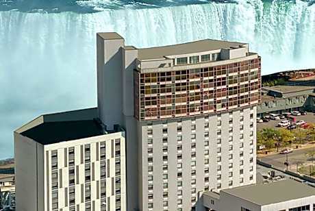 Wyndham Grand Fallsview Hotel