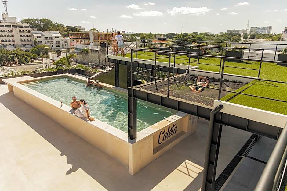 Caleta Hostel Rooftop & Pool