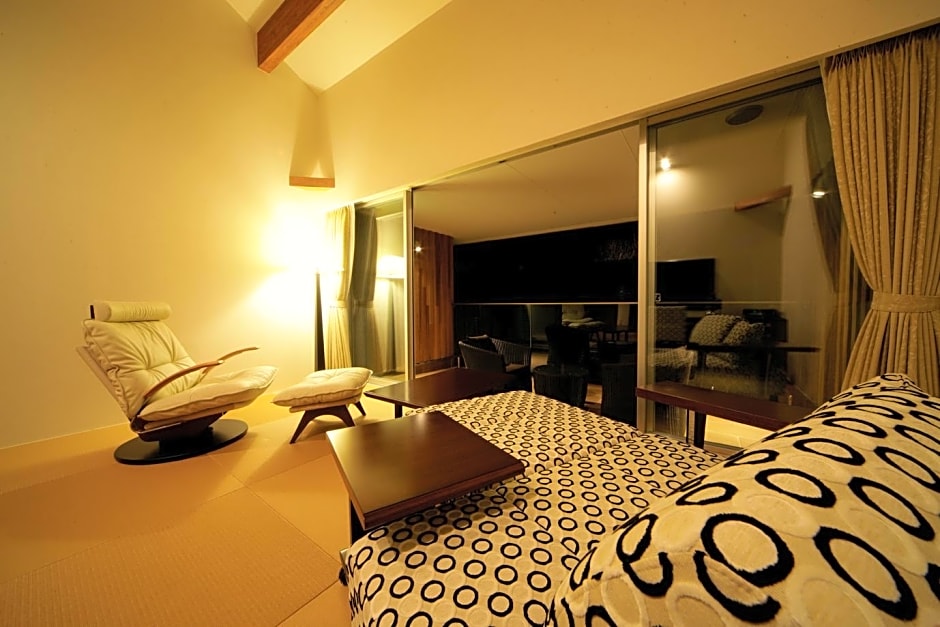 Four Seasons Yuzawa Quattro Hotel