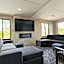 Ashbourne Hotel Canton/Hall of Fame I-77
