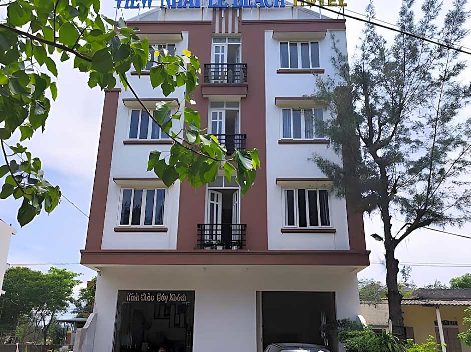 View Nhat Le Beach Hotel