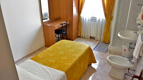 Single Room with Shared Bathroom