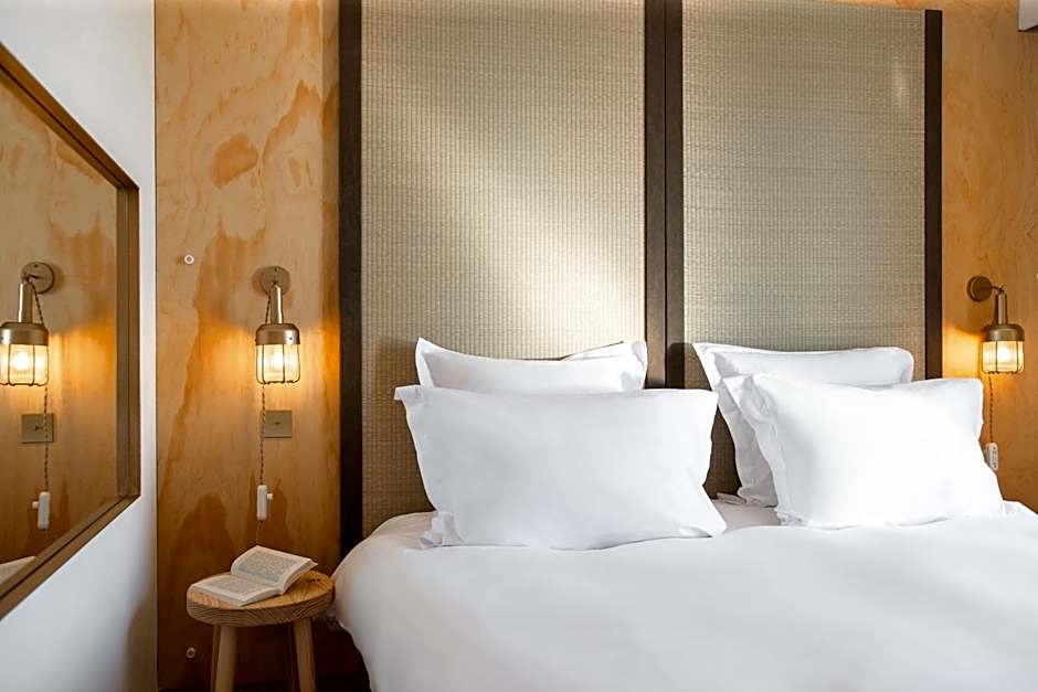MOB HOTEL Cannes