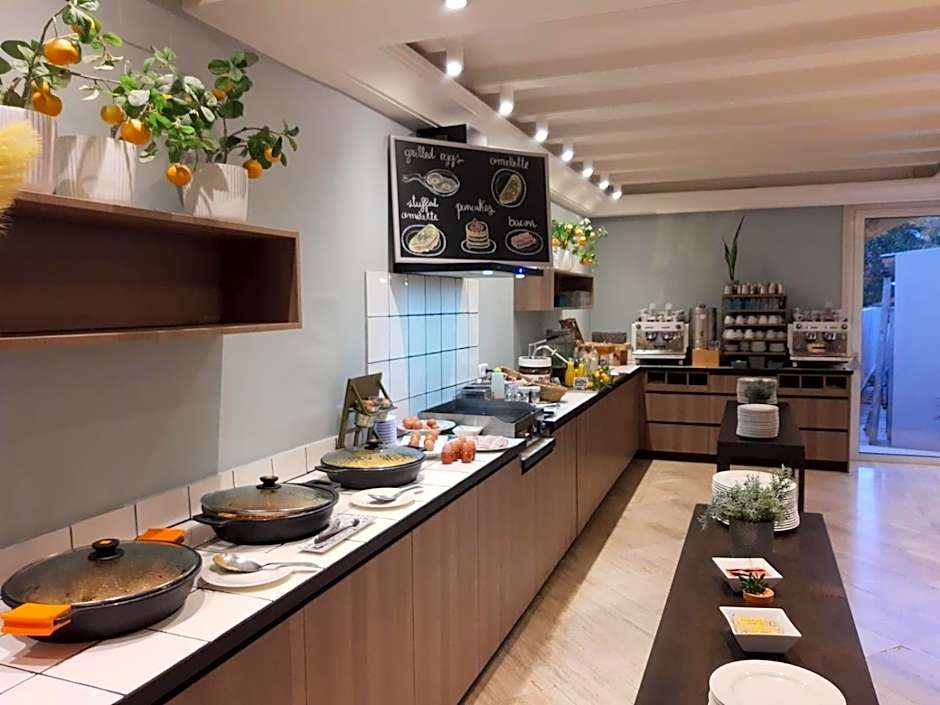 Van der Valk Hotel Barcarola