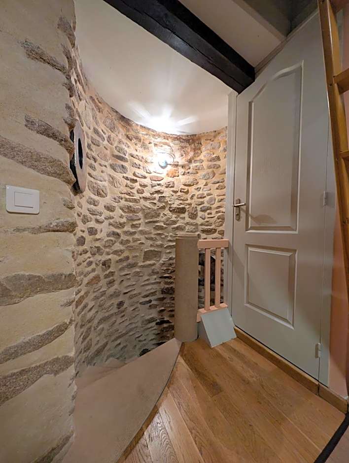 La Tour du Bois Dormant