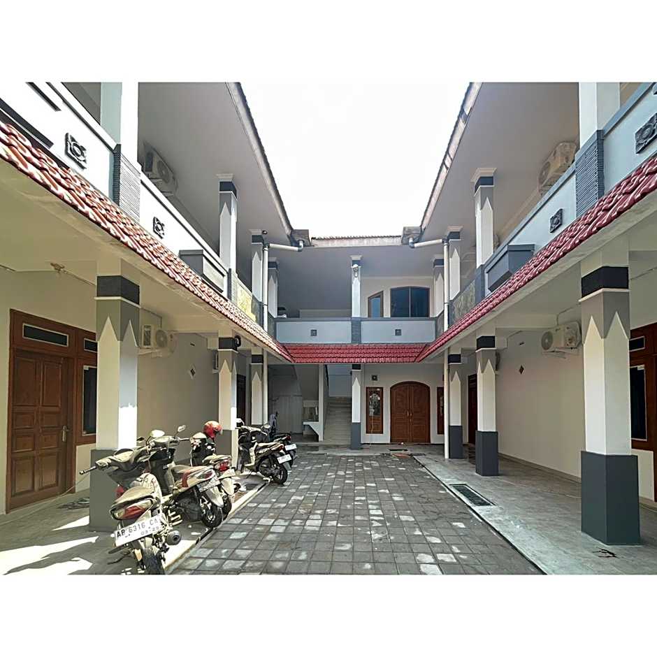 Menerima Kost Putri By RedDoorz – Sleman, MN
