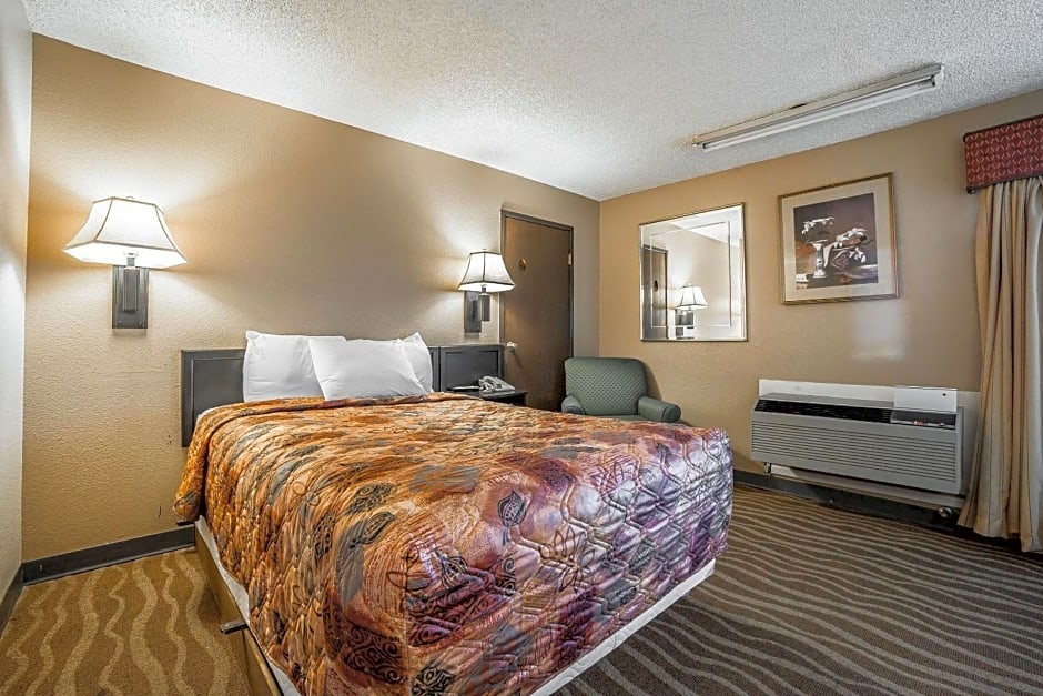 Rodeway Inn Cheyenne East