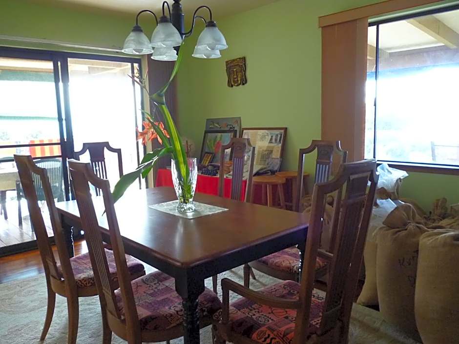 A Beautiful Edge of the World Bed & Breakfast