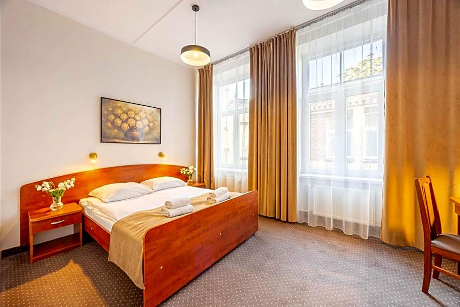 Hotel Lothus