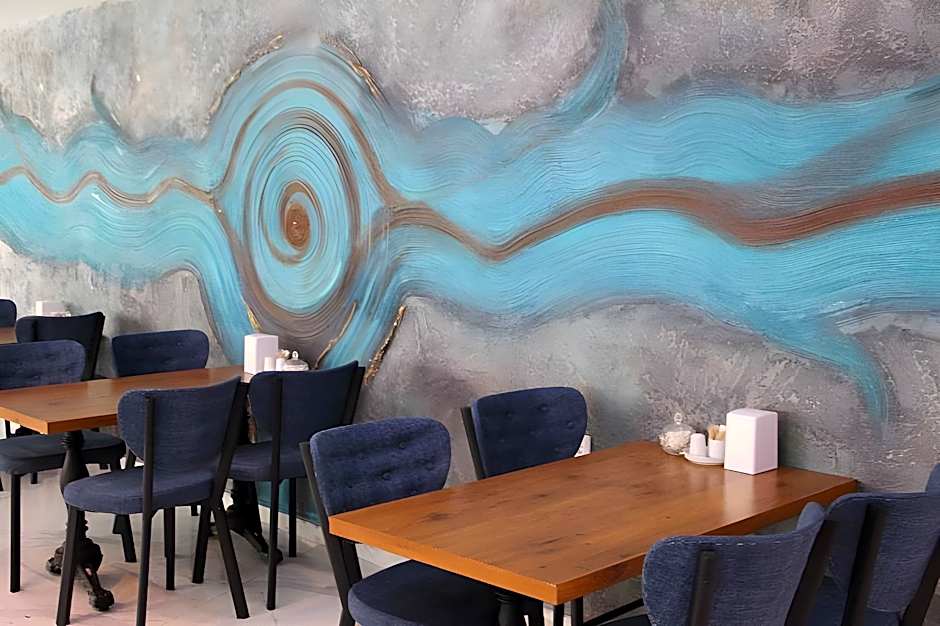 Grand Niki Hotel & Spa