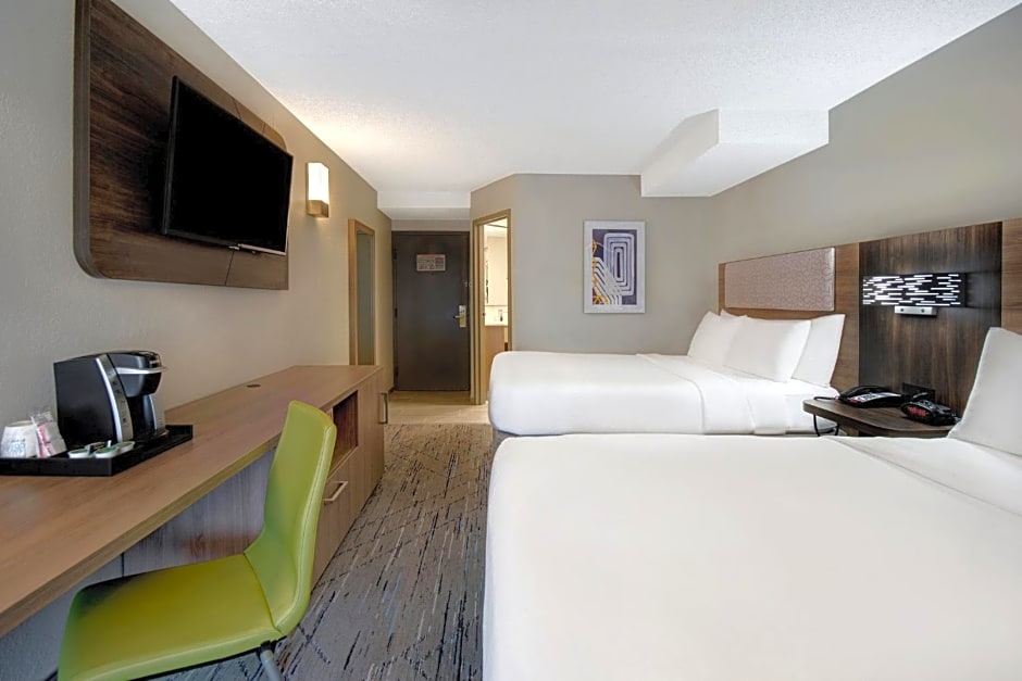 Holiday Inn Express Rochester - University Area