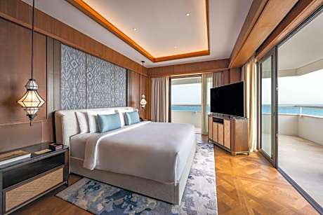 Bali Beach Suite with Sea View