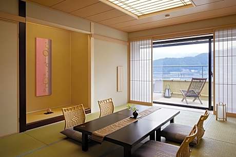 Japanese-Style Room with Open-Air Bath and Lake View