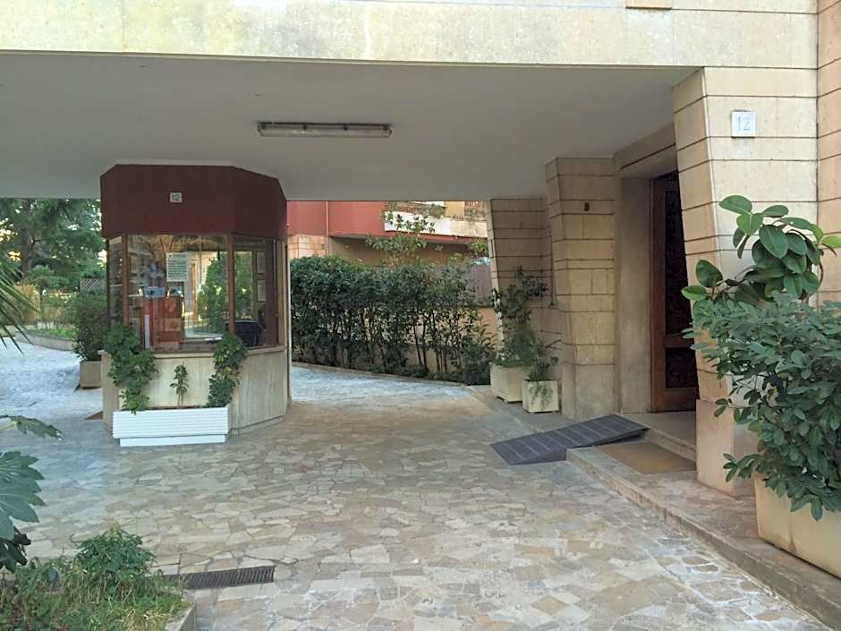Arches Inn