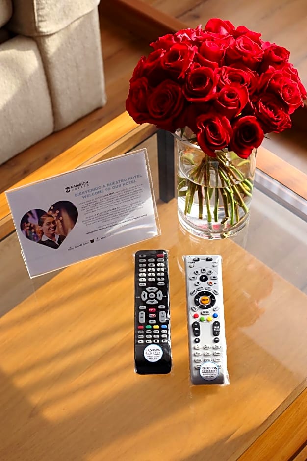 Radisson Hotel Plaza del Bosque