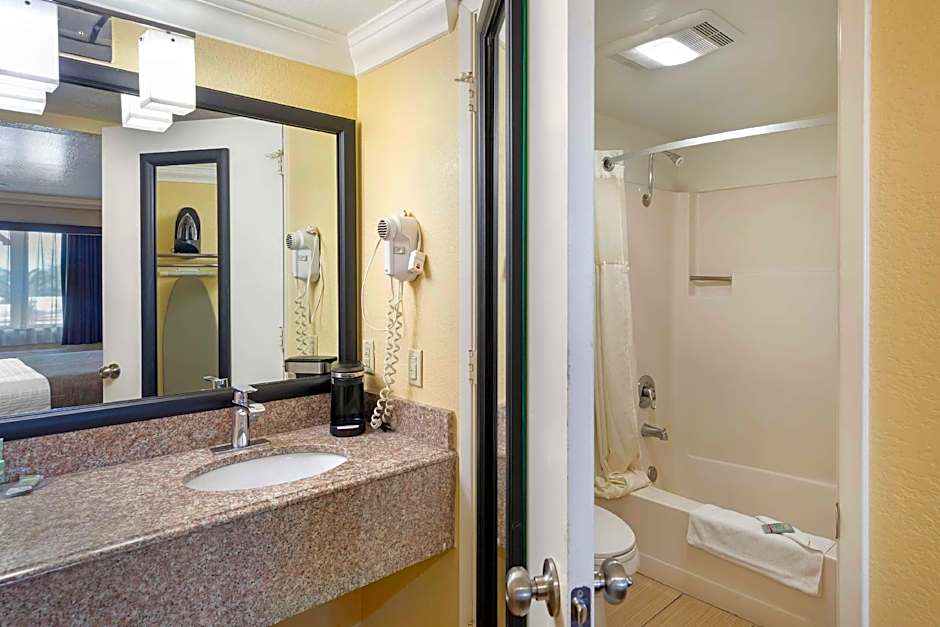 Best Western Hanford Inn